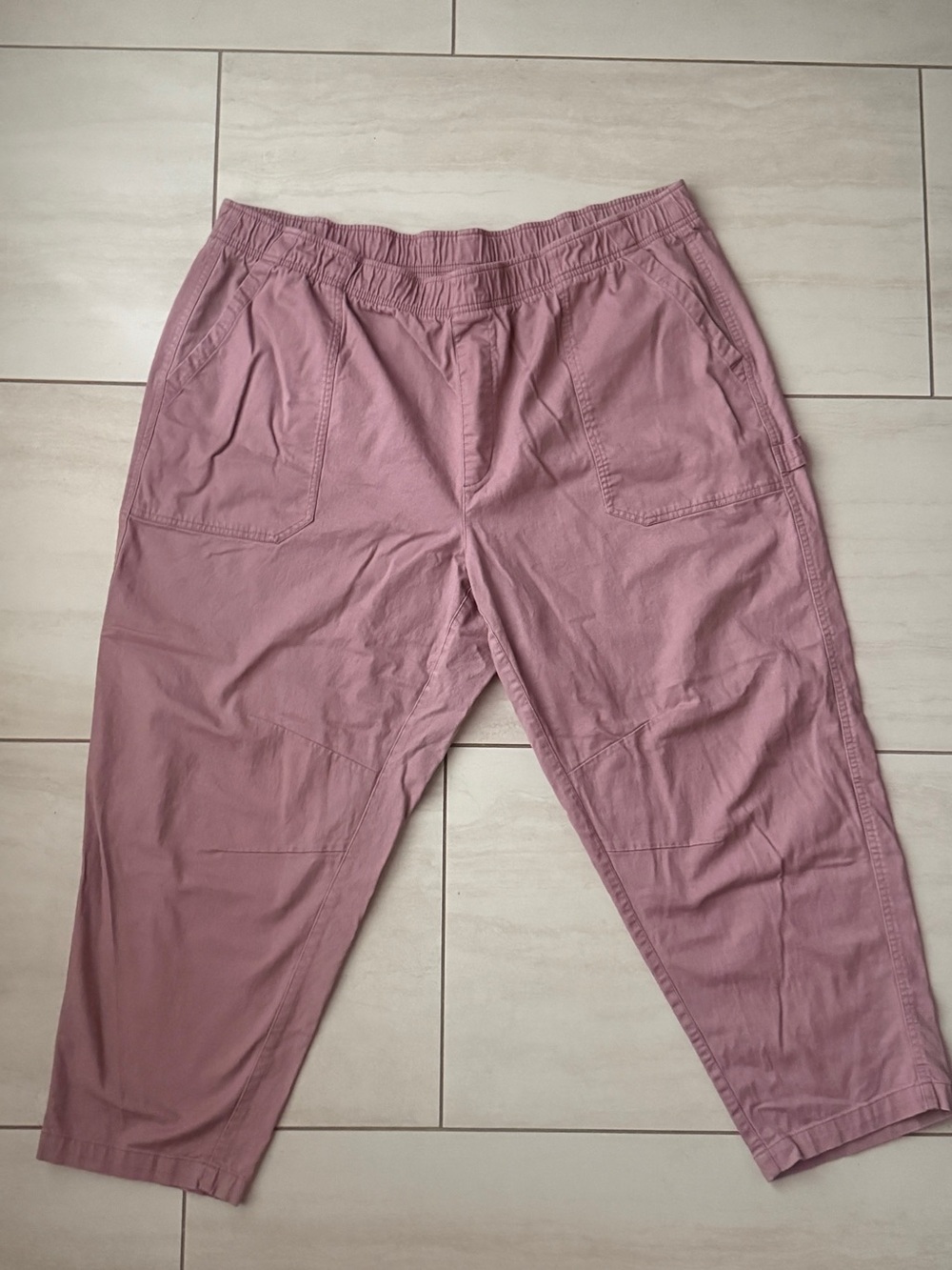 Old Navy Dusty Rose Straight-Leg Women's Pants